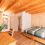 Bed & Breakfast Manicris